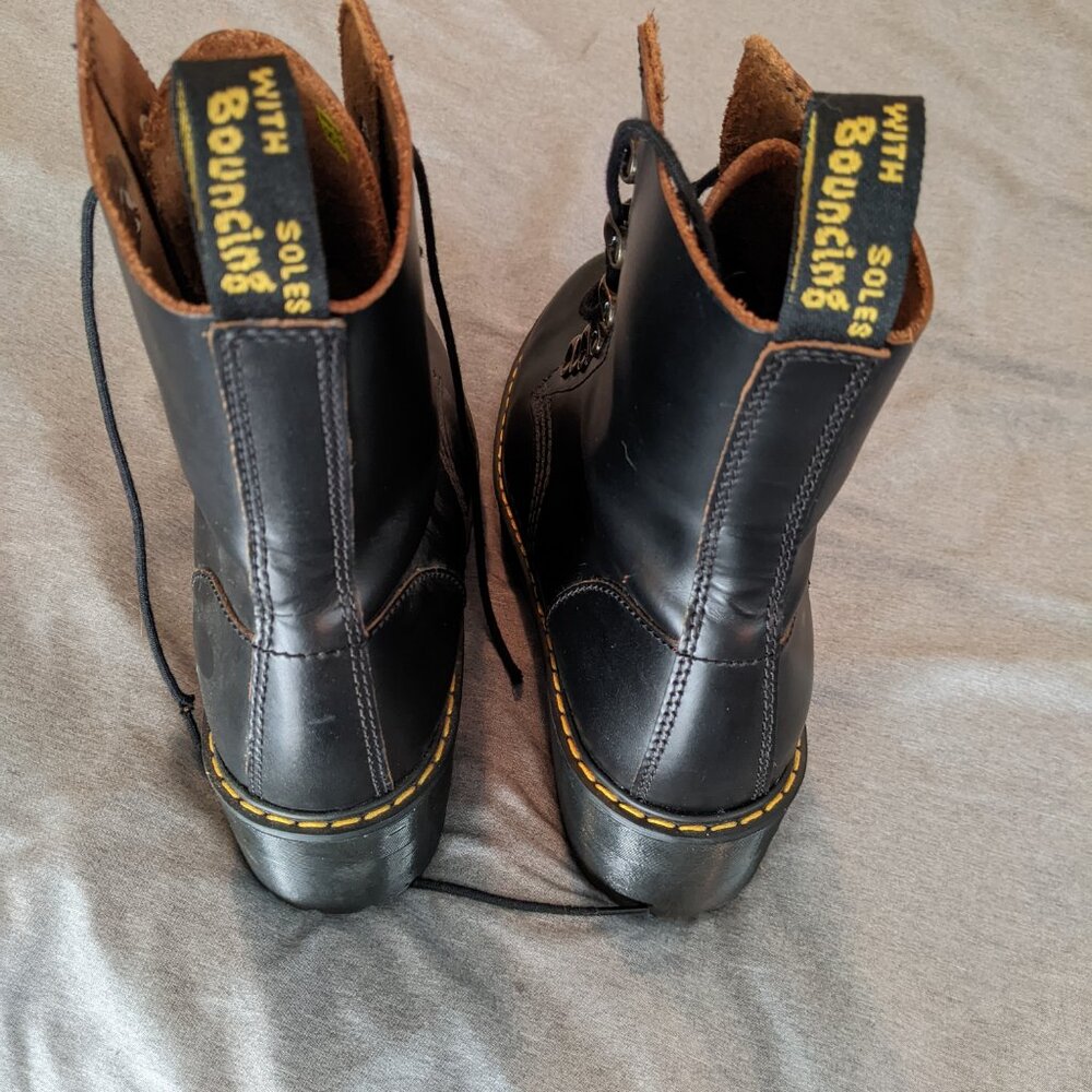 Dr. Martens Shoes Leona Boot, Black.. - Picture 2 of 5